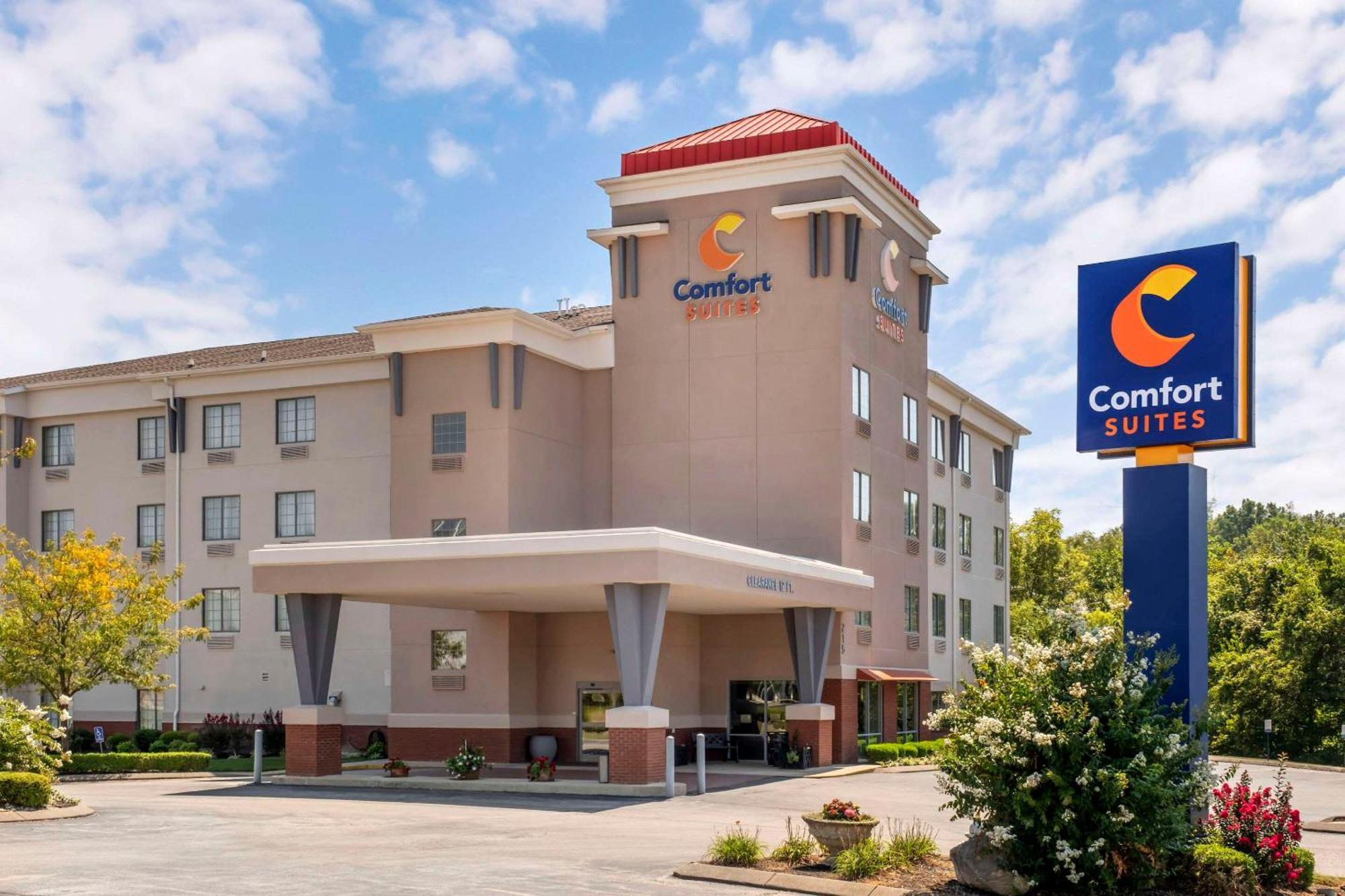 Comfort Suites Elizabethtown Exterior photo